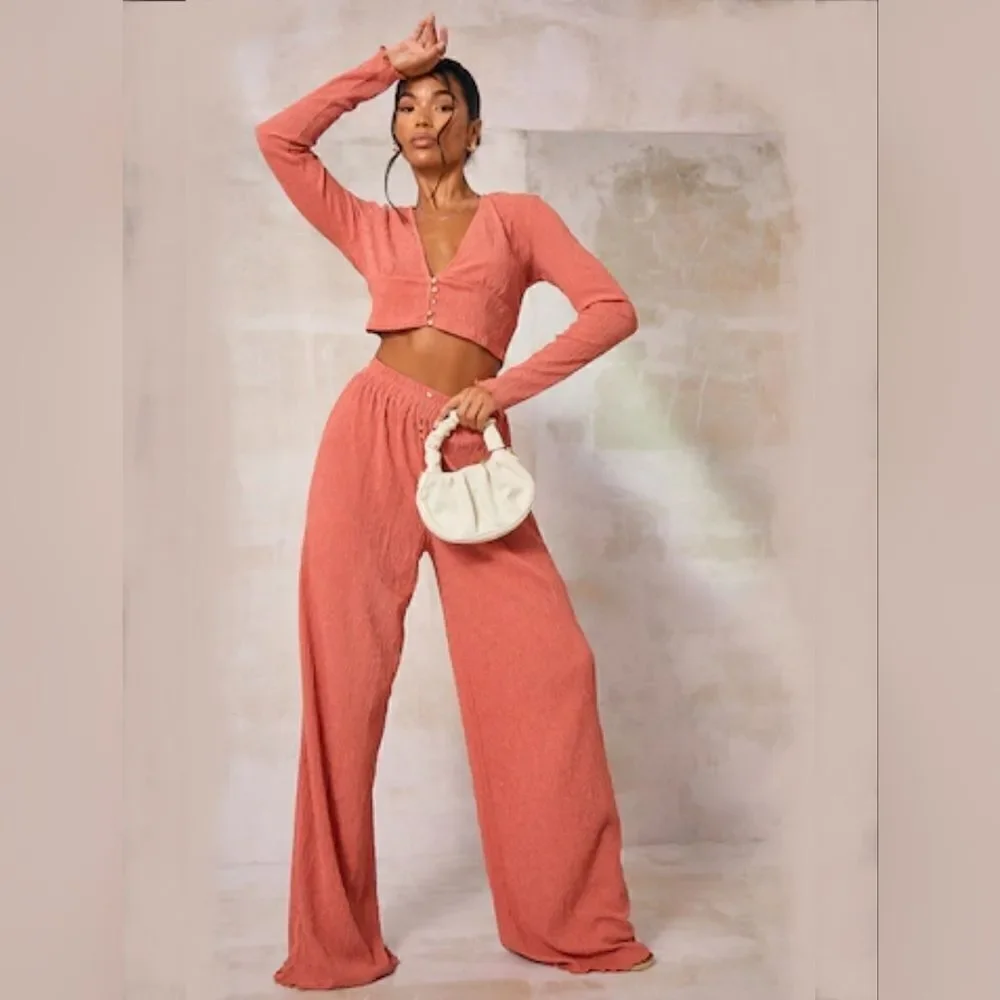 Pretty LittleThing Rose Long Sleeve Crop Top & High-Waist Wide Leg Set